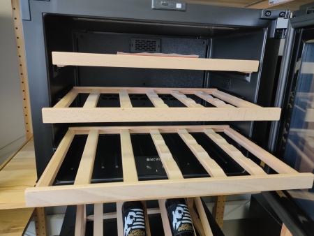 Винный шкаф MC Wine W24S Touch Open встраиваемый в колонну