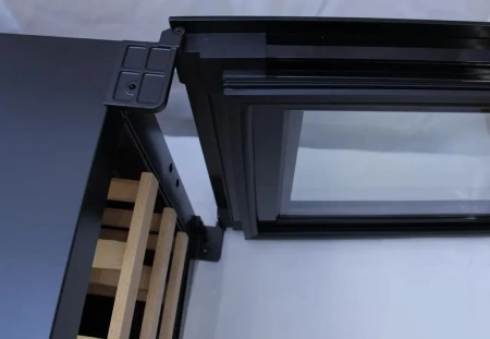 Винный шкаф MC Wine W24B встраиваемый в колонну